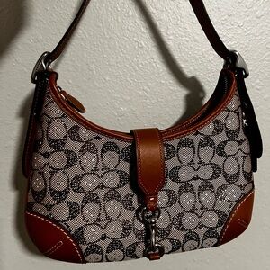 Coach Hamptons Hobo Bag In Crystal Signature Jacquard